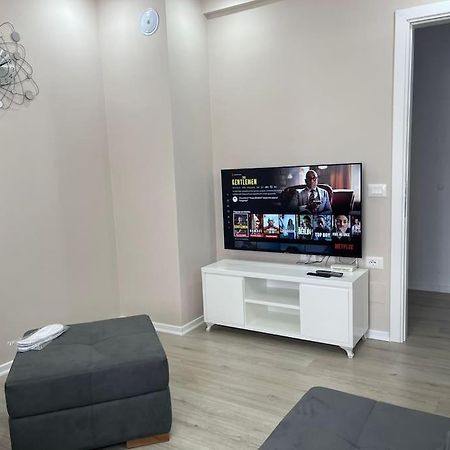 Melody Apartment In Korce Esterno foto