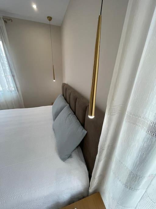 Melody Apartment In Korce Esterno foto