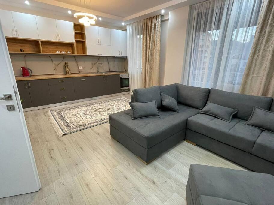 Melody Apartment In Korce Esterno foto