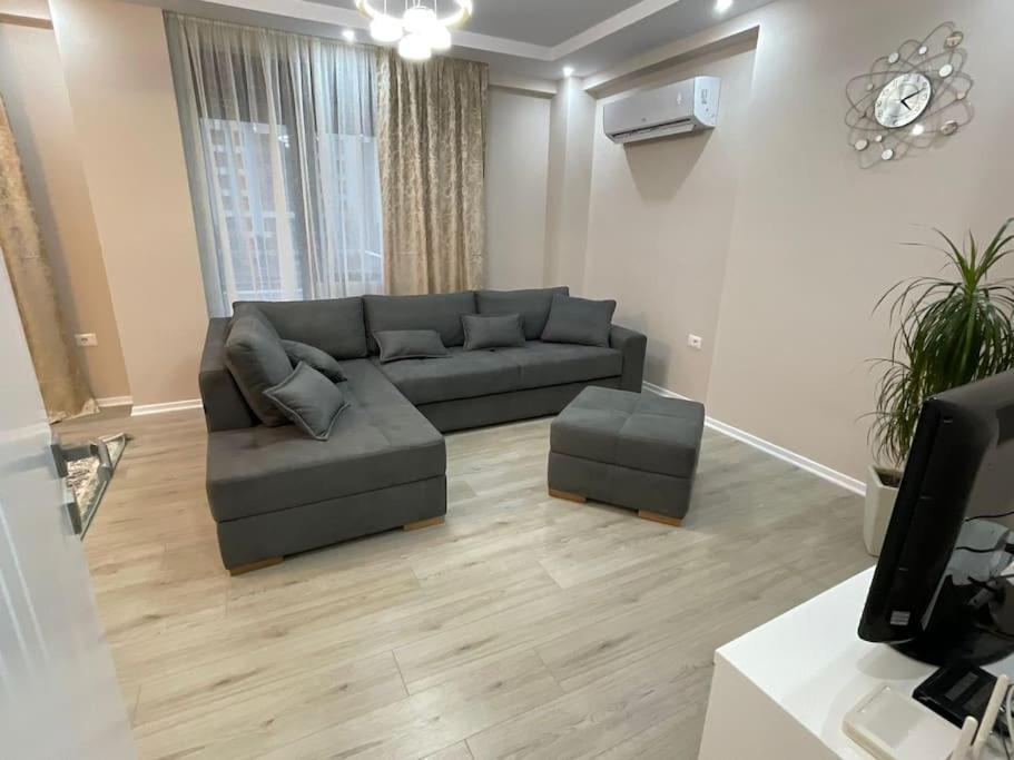 Melody Apartment In Korce Esterno foto